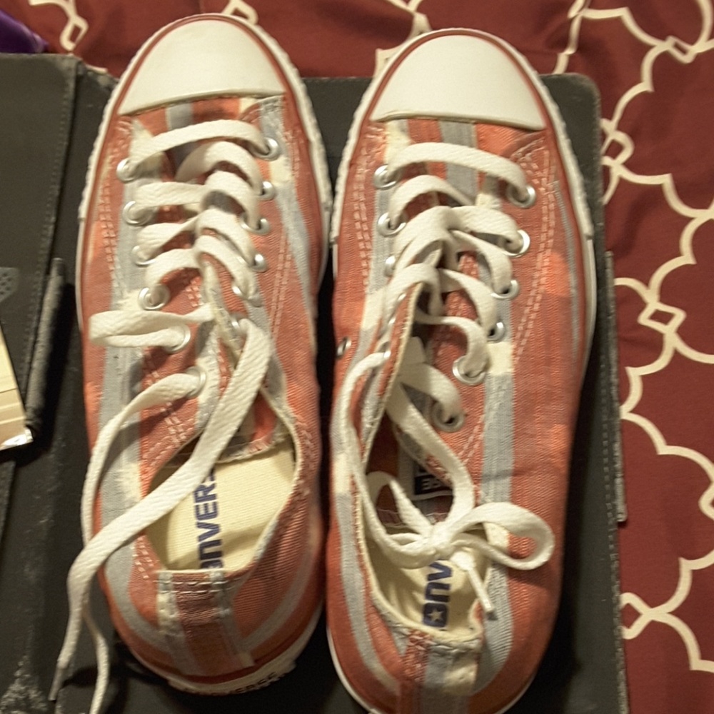 Converse